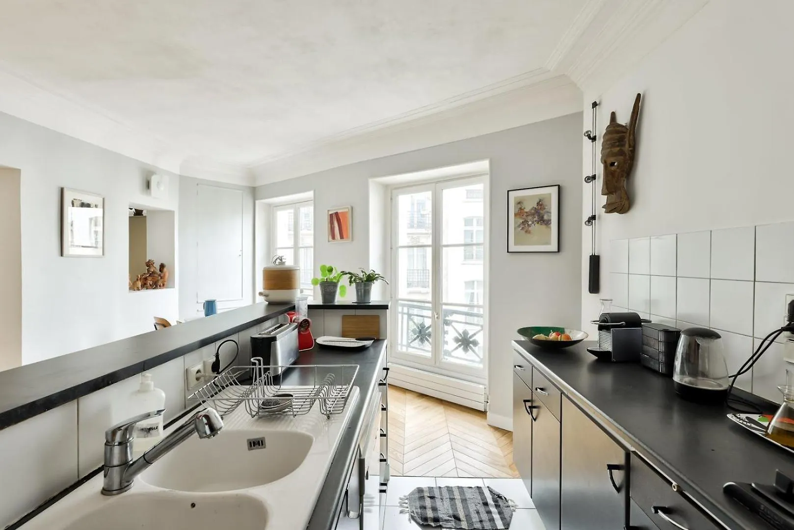 Apartment Chic Retreat, Central Marais Paris